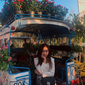 Meet your Posher, Vy